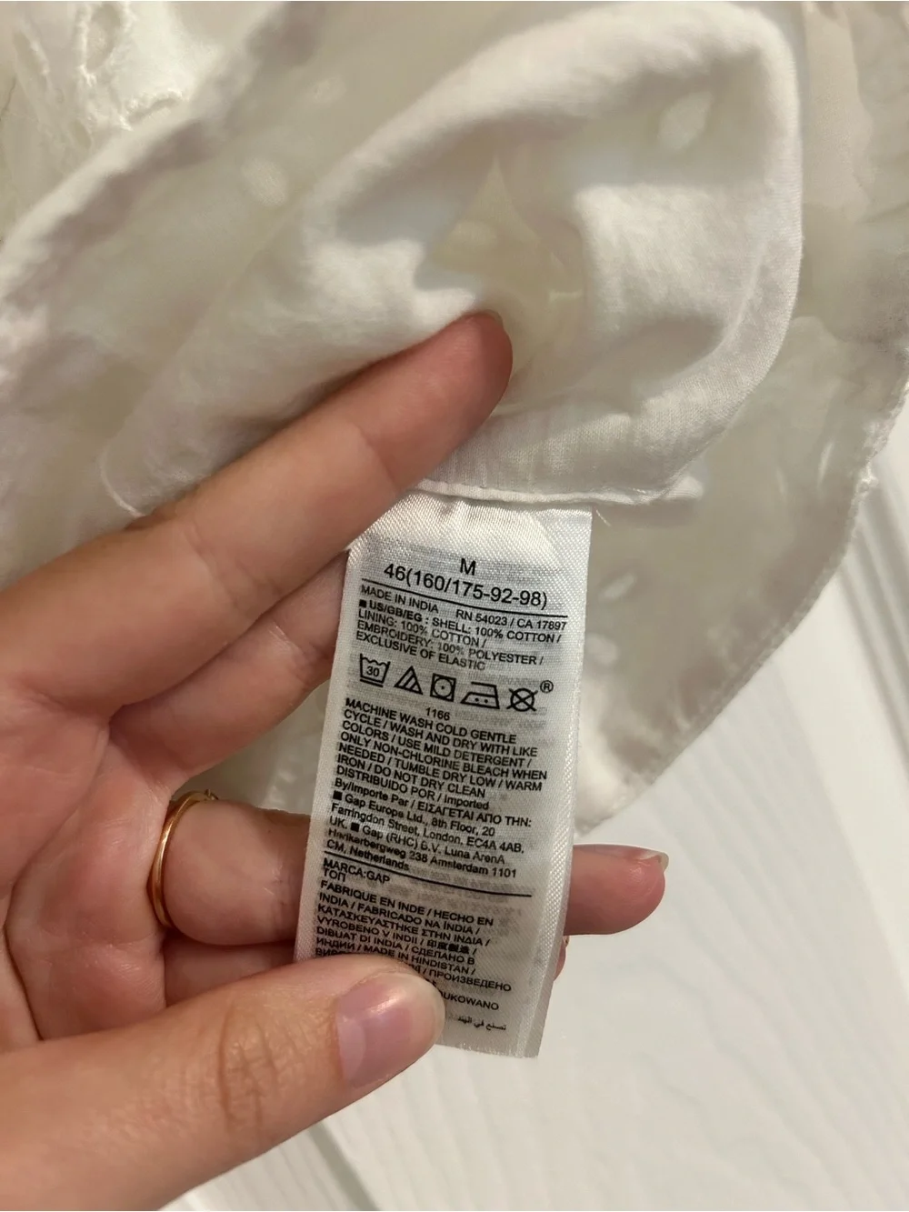 GAP White Cotton Eyelet Puff-Sleeve Top - Picture 7 of 7